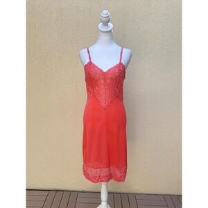 1970 Vanity Fair coral pink orange Lingerie Night Gown